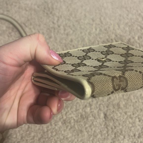 Gucci Wallet - Picture 8 of 11